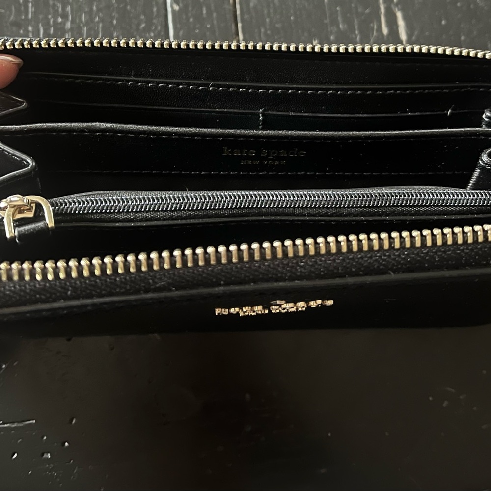 Kate Spade Wallet - Picture 3 of 3